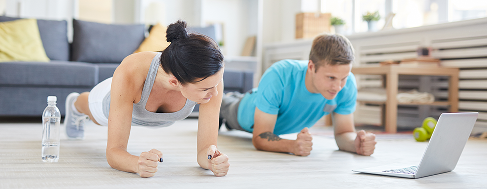 Couple-Working-Out-at-Home-Together